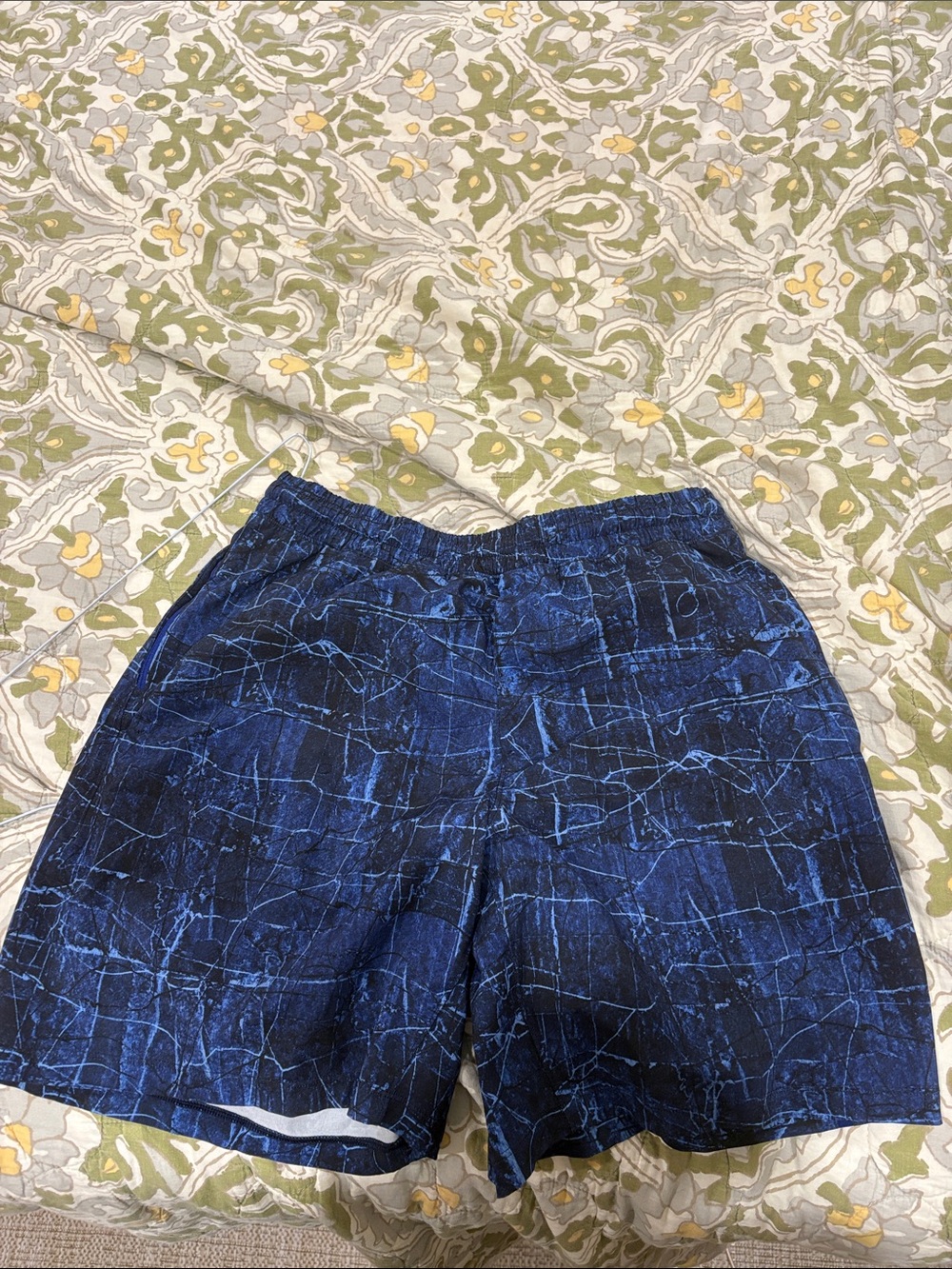 lululemon athletica Men's Dark Blue Abstract Print Athletic Shorts